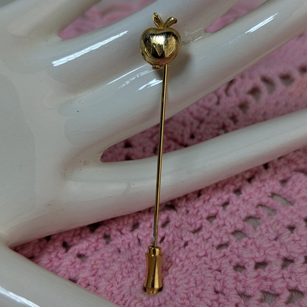 Vintage Apple Stick Pin Stickpin Gold Metal